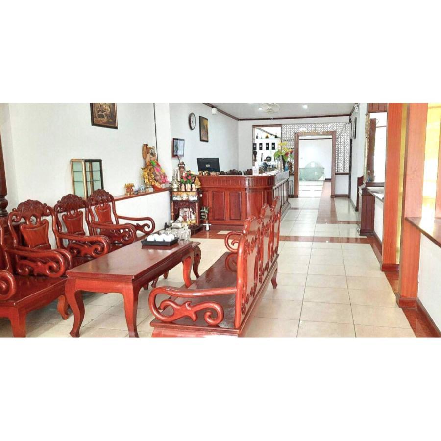 Mina Hotel Vientiane Esterno foto
